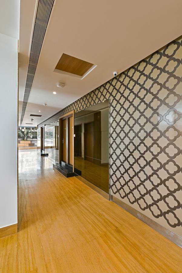 Hotel Leafio-Near Airport Mumbai Bagian luar foto